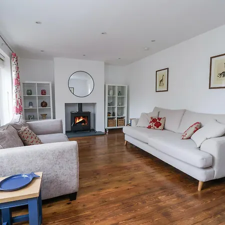 Pear Tree Cottage-3